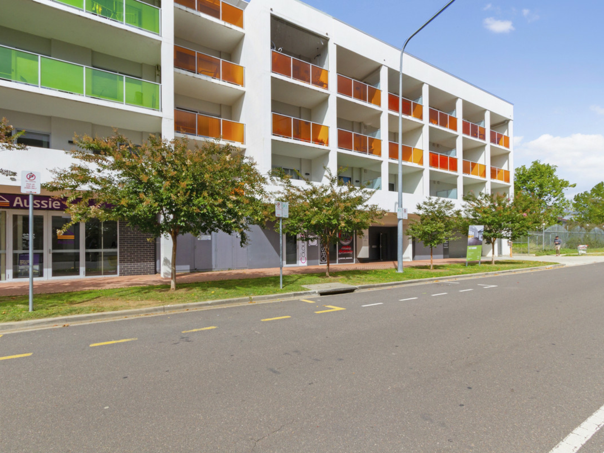 16/56 Cowlishaw Street, GREENWAY