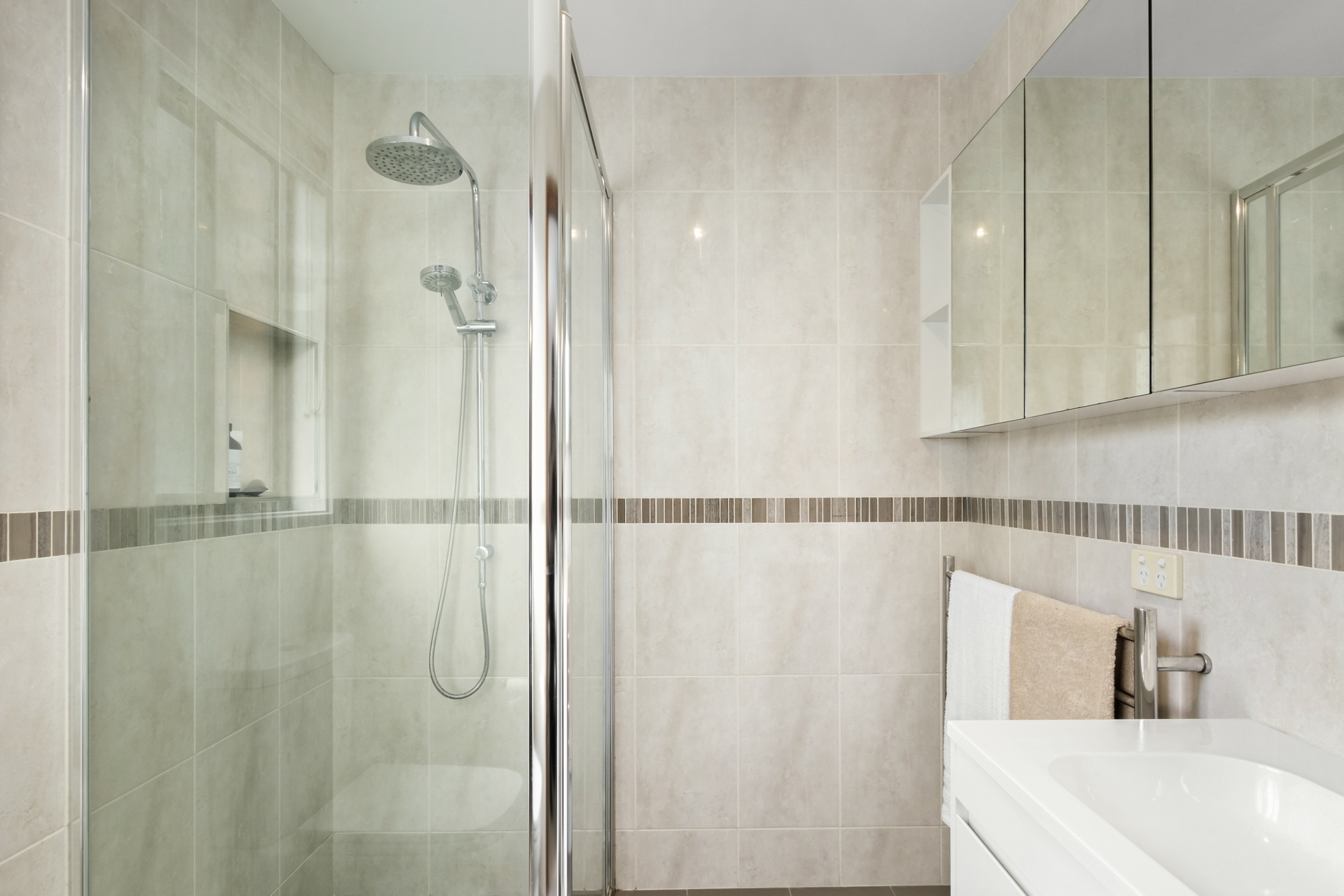 16 Sweet Place, CHISHOLM