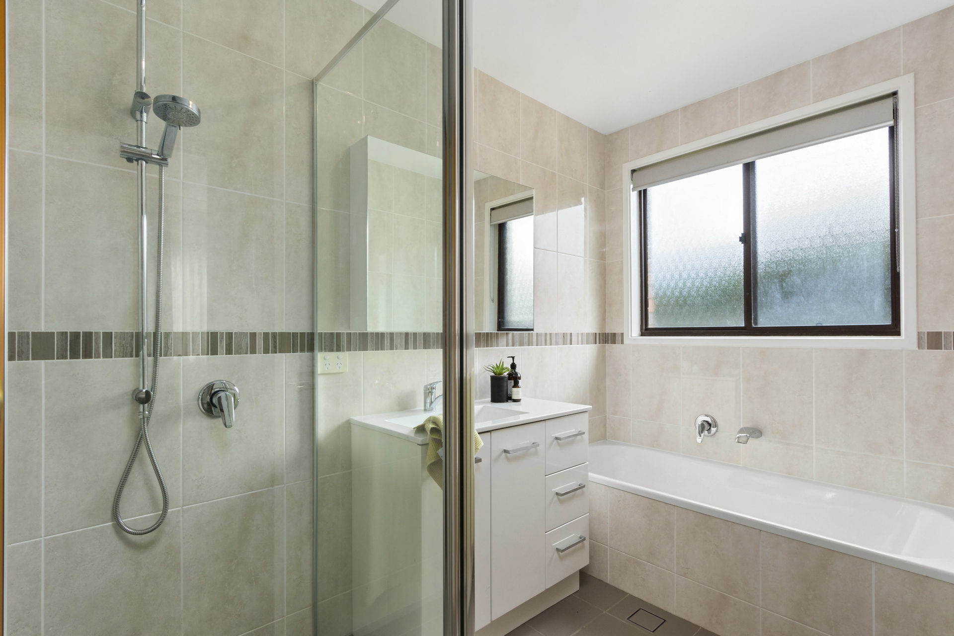 16 Sweet Place, CHISHOLM