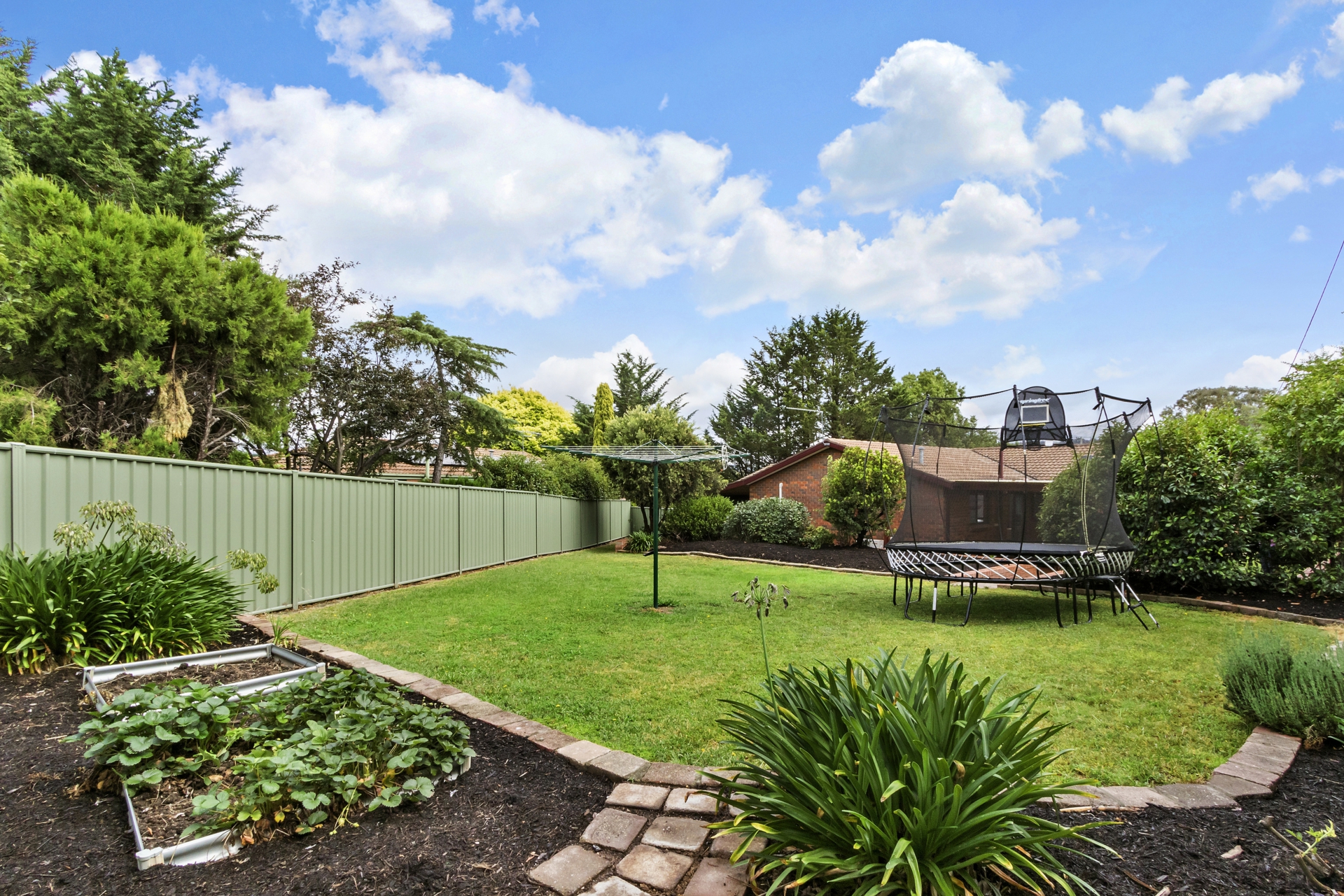 16 Sweet Place, CHISHOLM