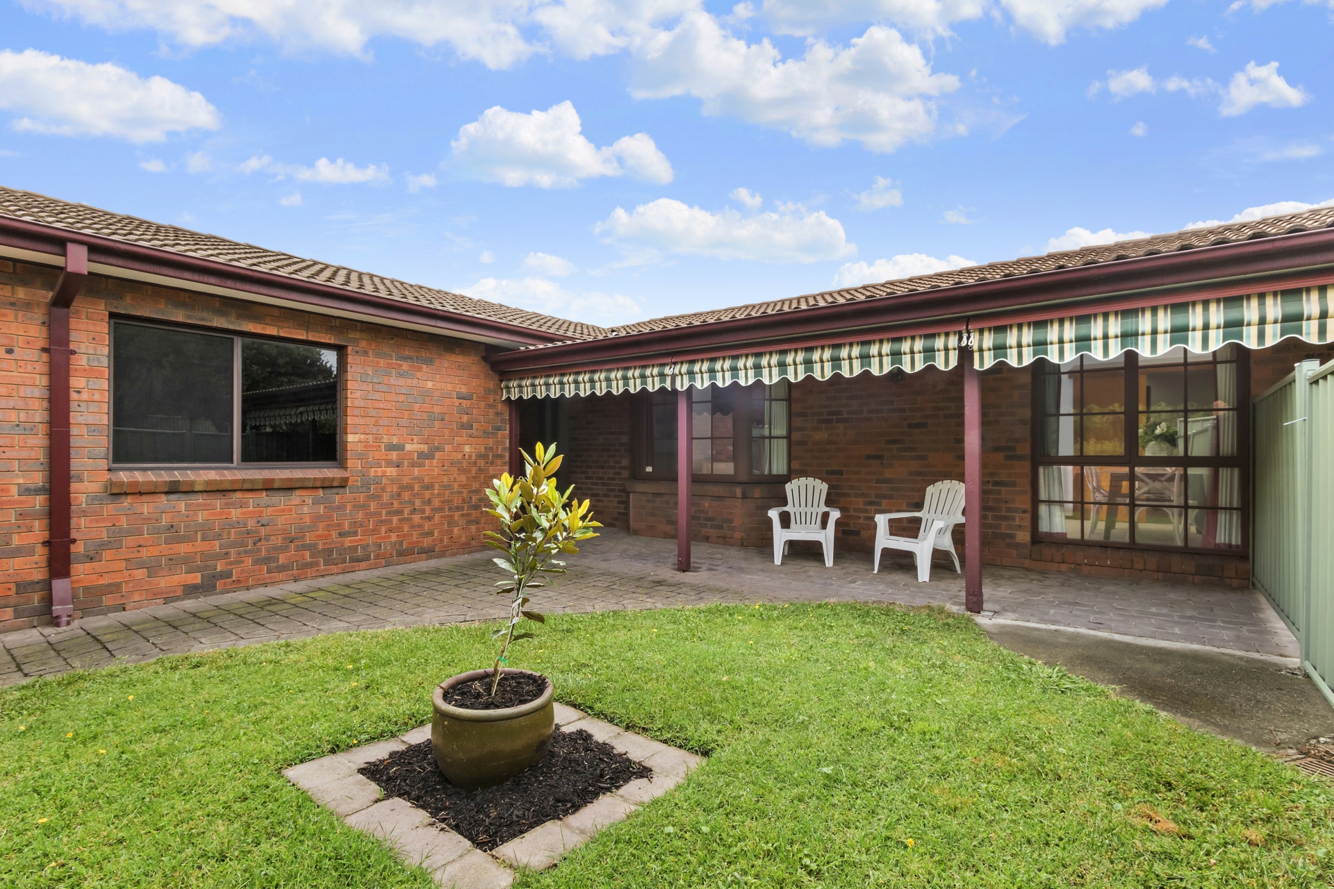16 Sweet Place, CHISHOLM