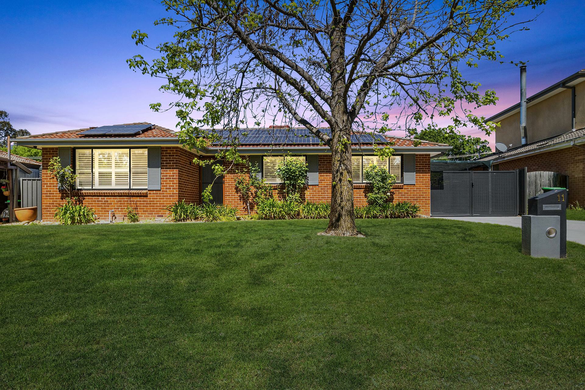 11 Gleeson Place Kambah ACT House for Sale LJ Hooker