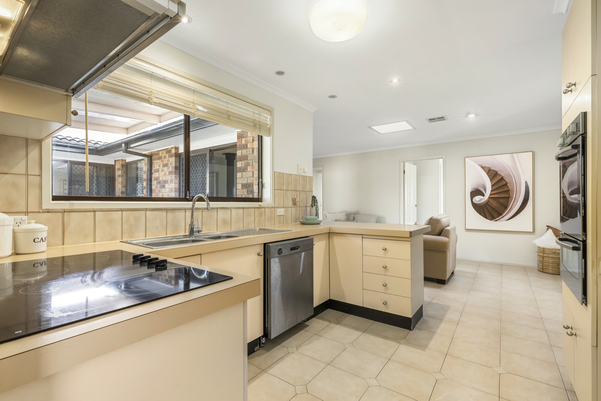 18 Luffman Crescent, GILMORE