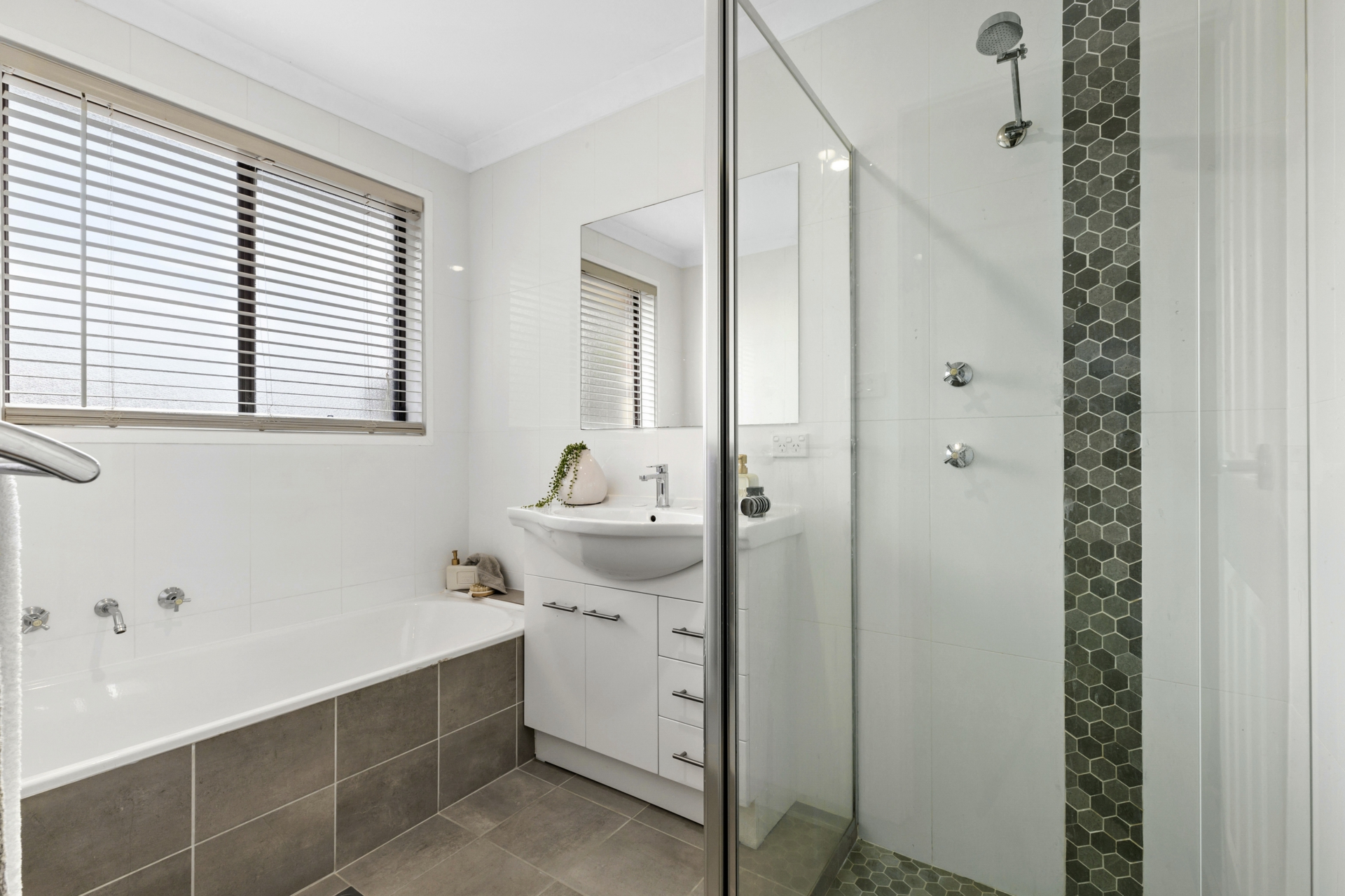 18 Luffman Crescent, GILMORE