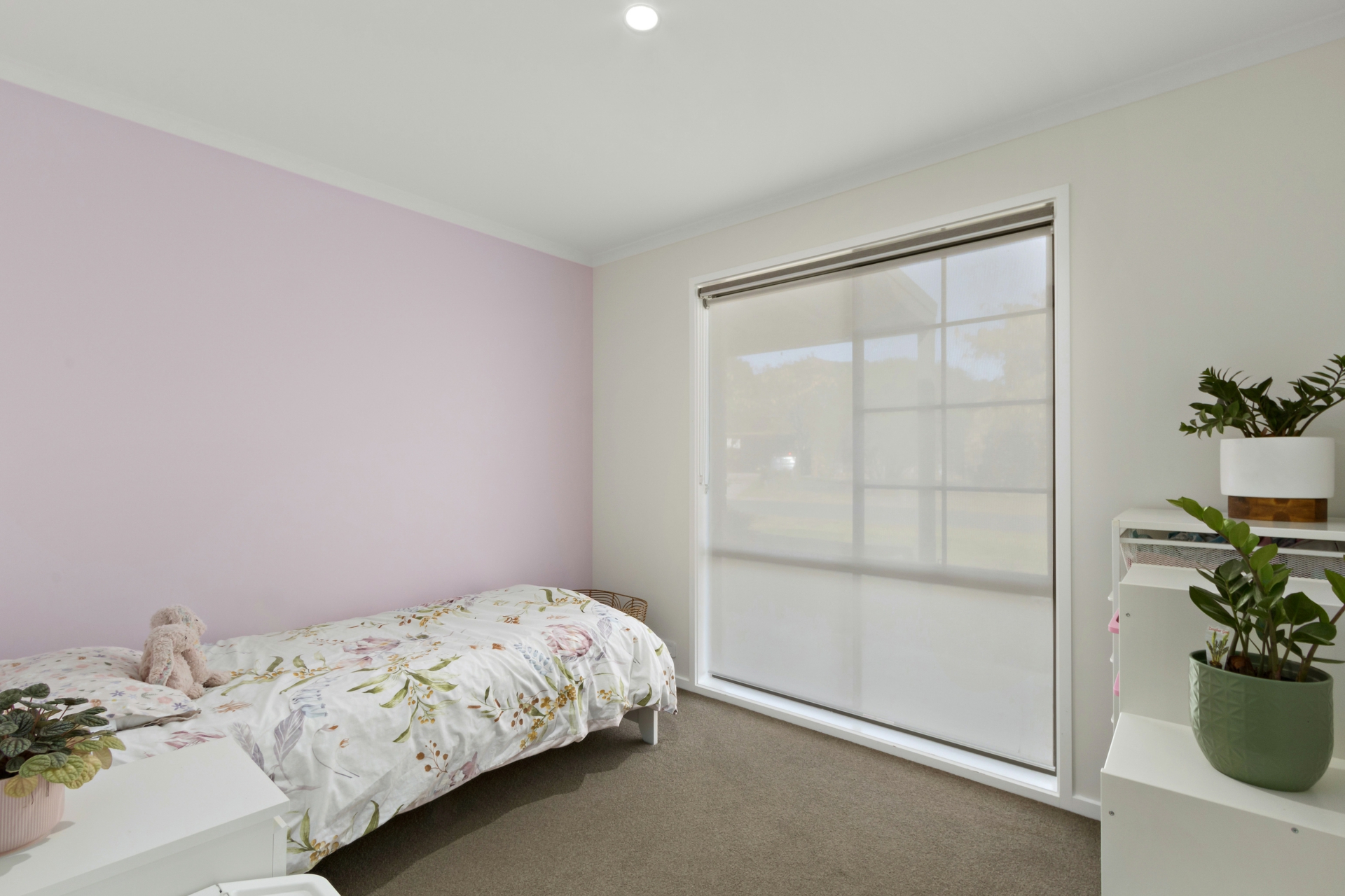 22 Ironbark Crescent, BANKS