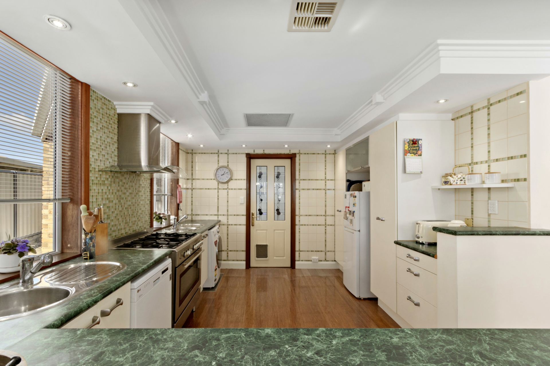 19 Hingston Close, BONYTHON