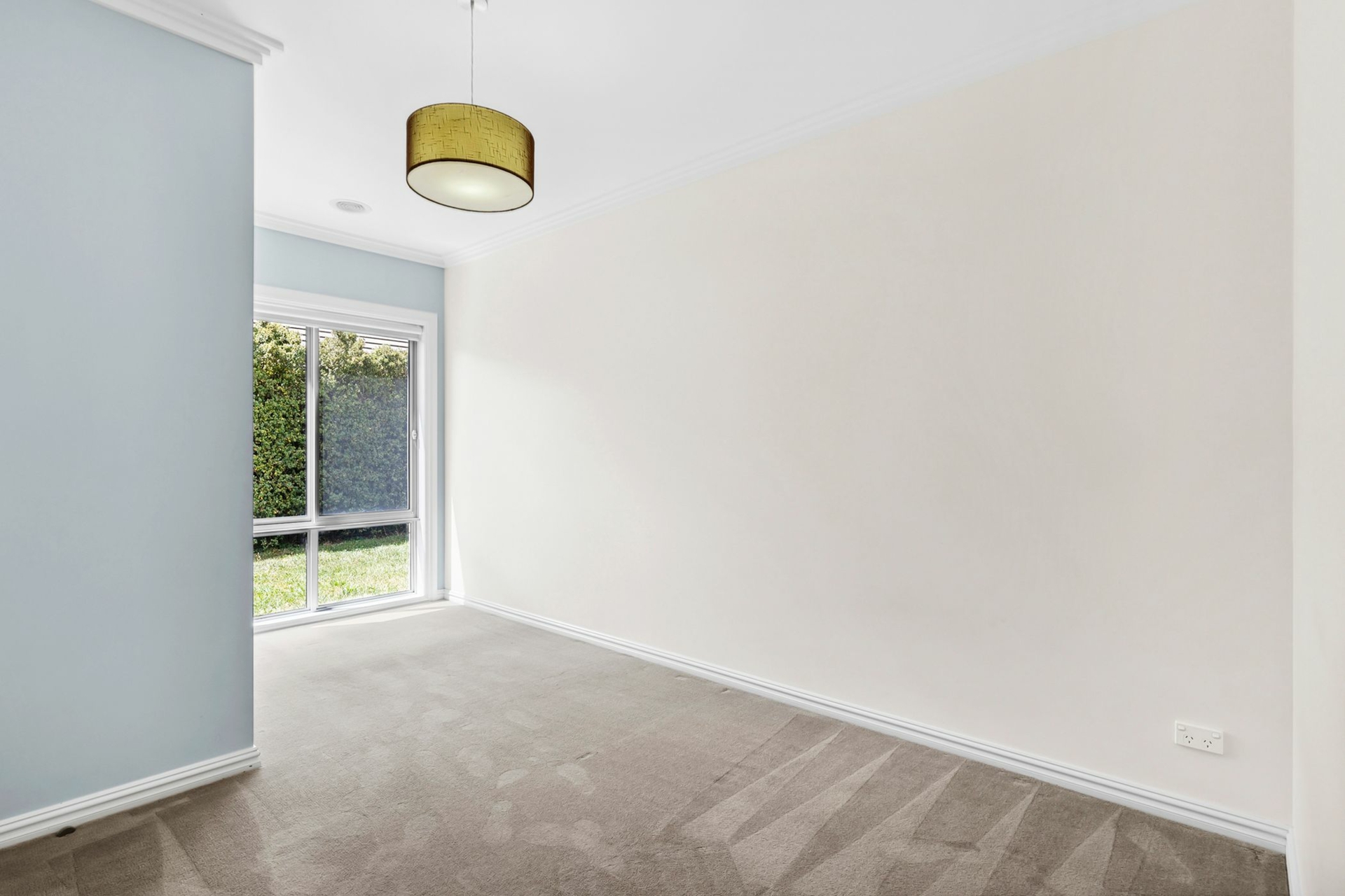 18 Barron Street, DEAKIN