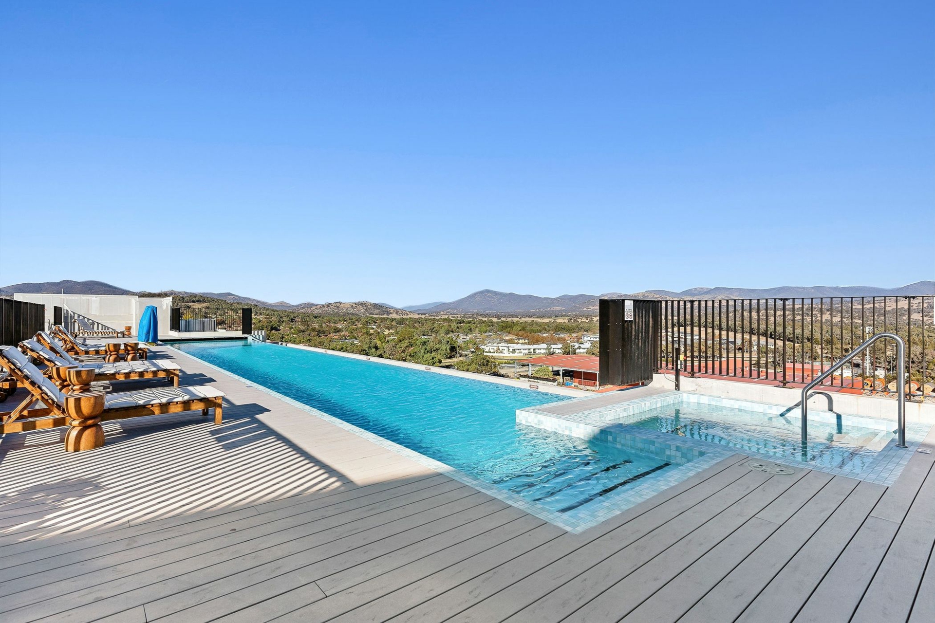 521/335 Anketell Street, GREENWAY