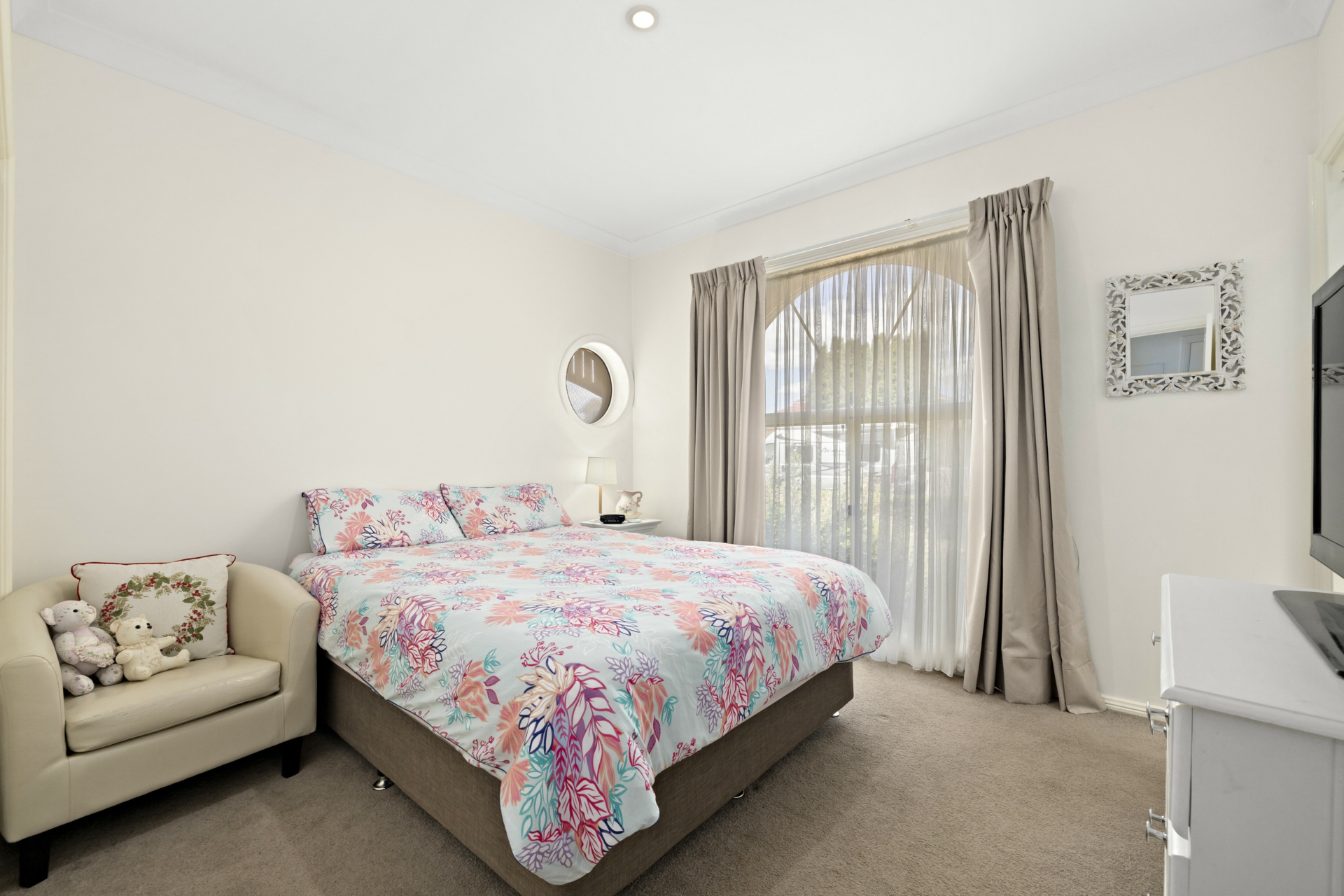 2 Merv Waite Street, GORDON
