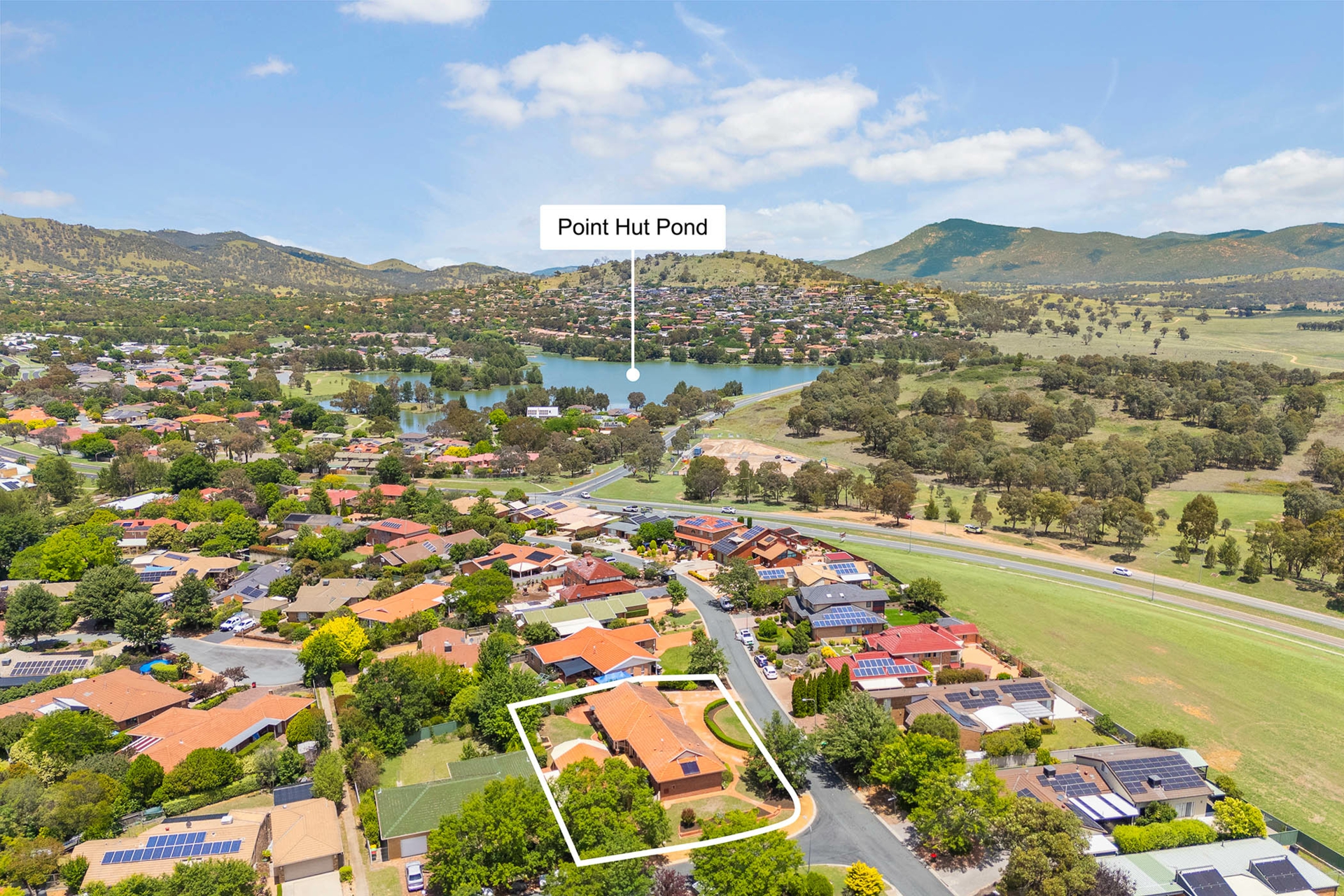 2 Merv Waite Street, GORDON