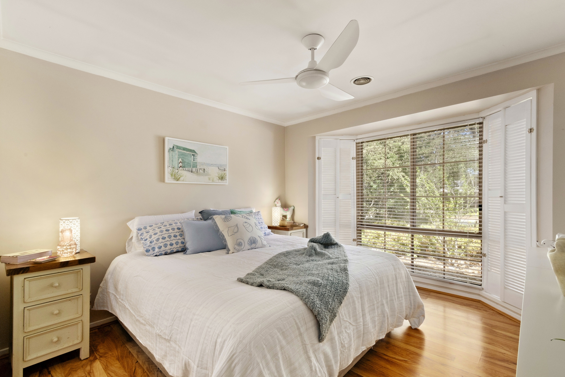6 Porteous Crescent, THEODORE