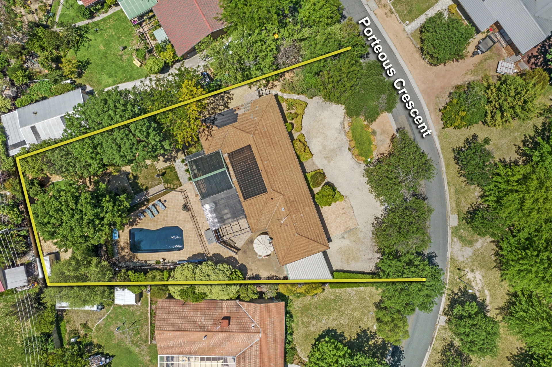 6 Porteous Crescent, THEODORE