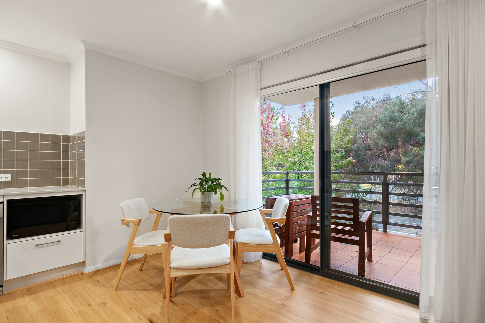 3/120 Athllon Drive, GREENWAY