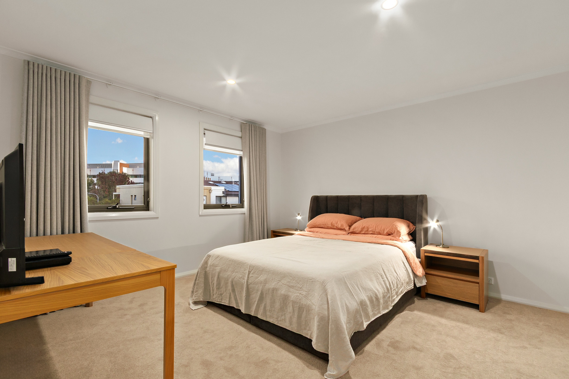 3/120 Athllon Drive, GREENWAY
