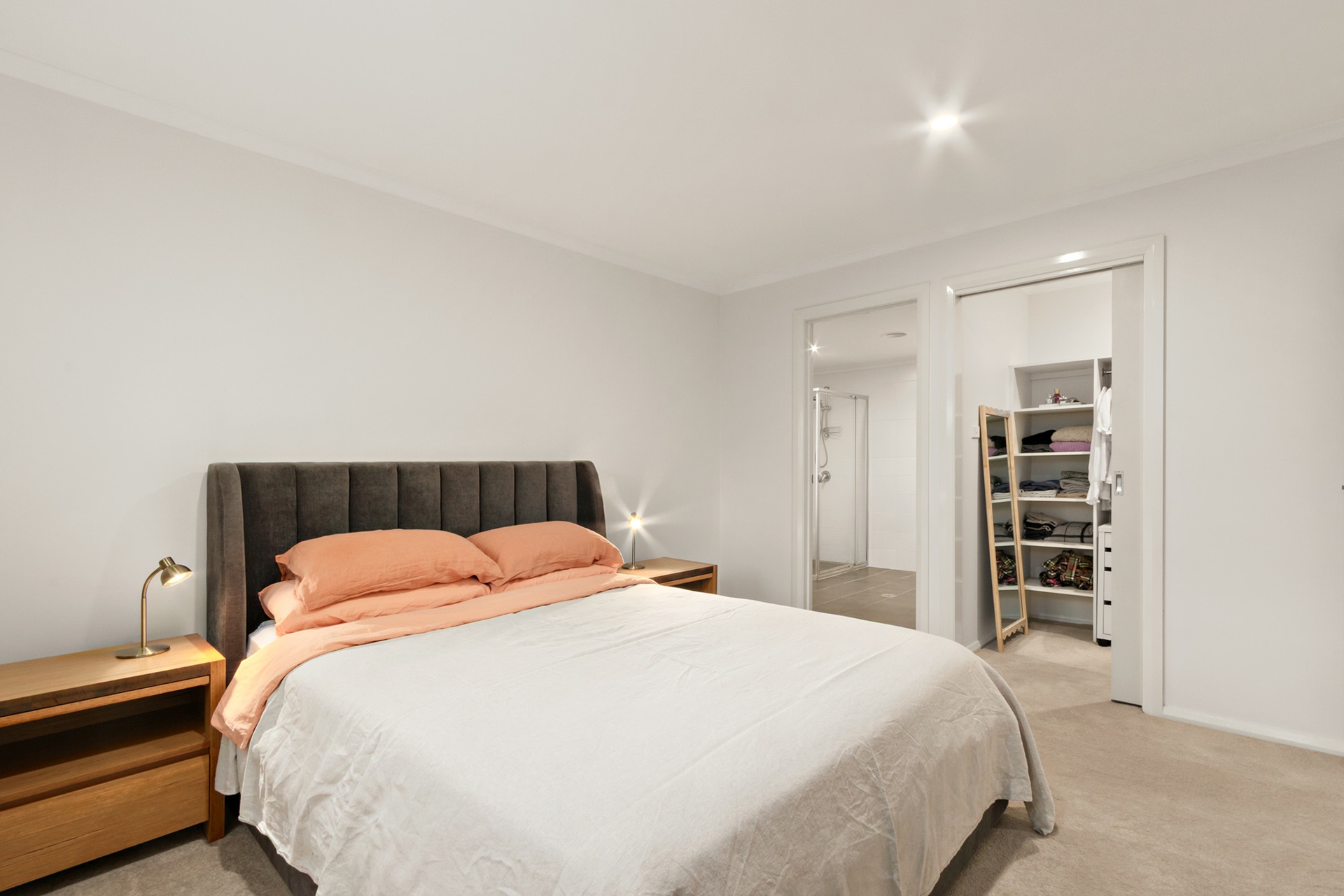 3/120 Athllon Drive, GREENWAY