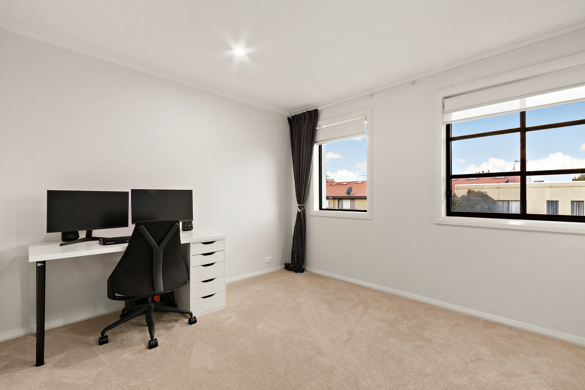 3/120 Athllon Drive, GREENWAY
