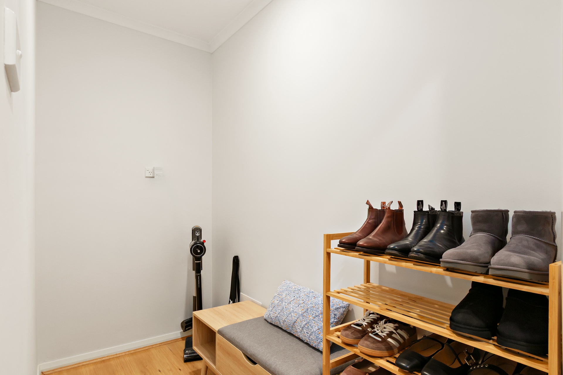 3/120 Athllon Drive, GREENWAY