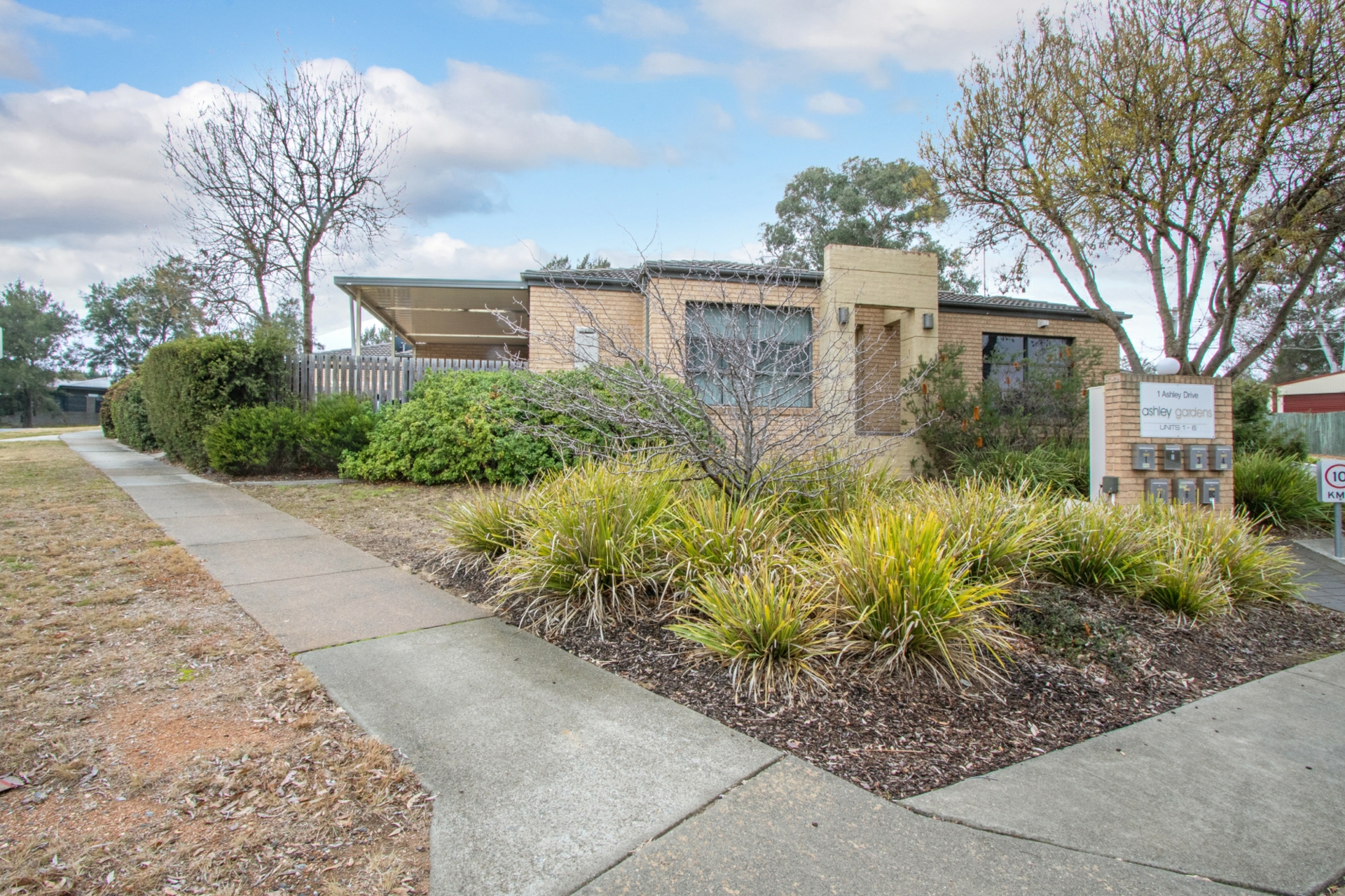 2/1 Ashley Drive, WANNIASSA