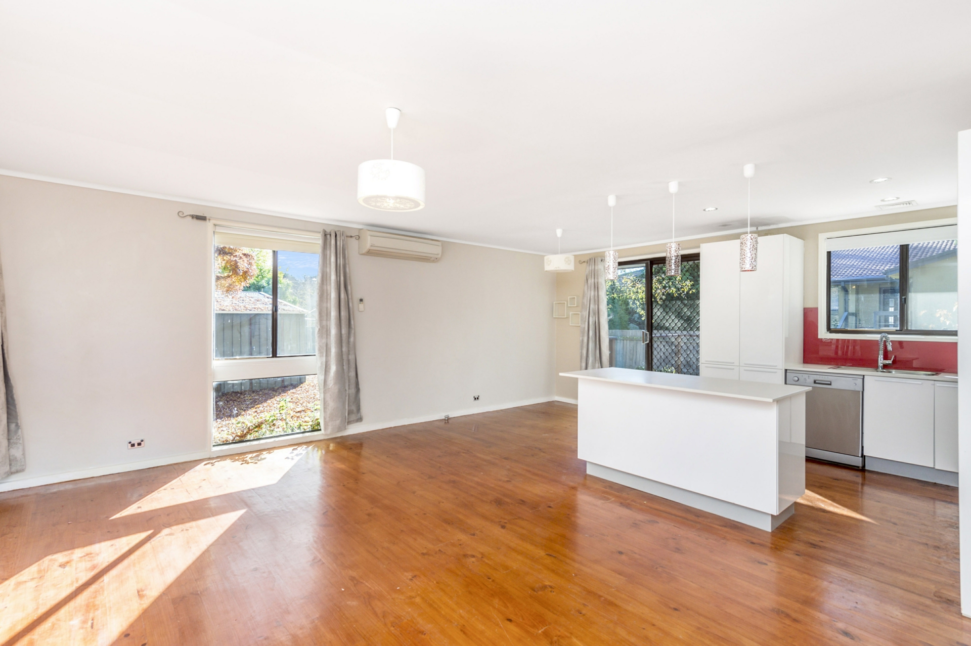 102 Bacchus Circuit, KAMBAH