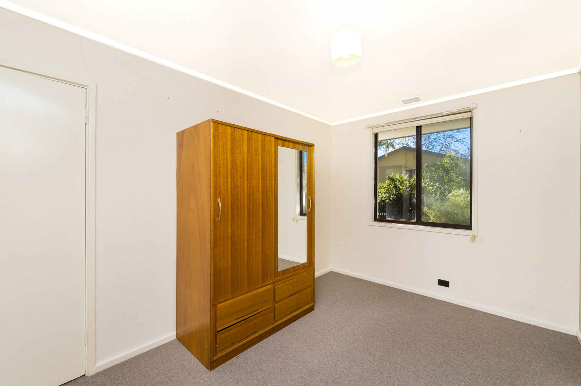102 Bacchus Circuit, KAMBAH