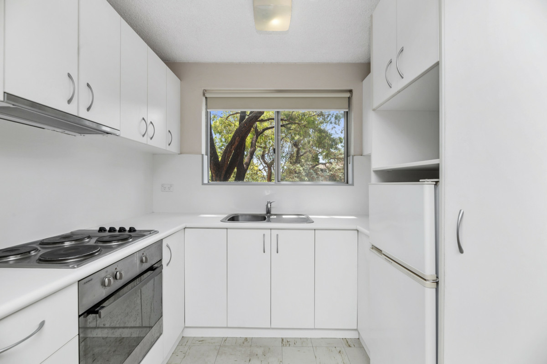 49/27-35 Coxen Street — photo 5 of 8