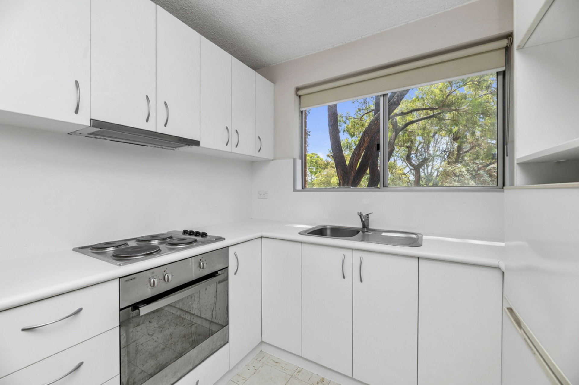 49/27-35 Coxen Street — photo 6 of 8