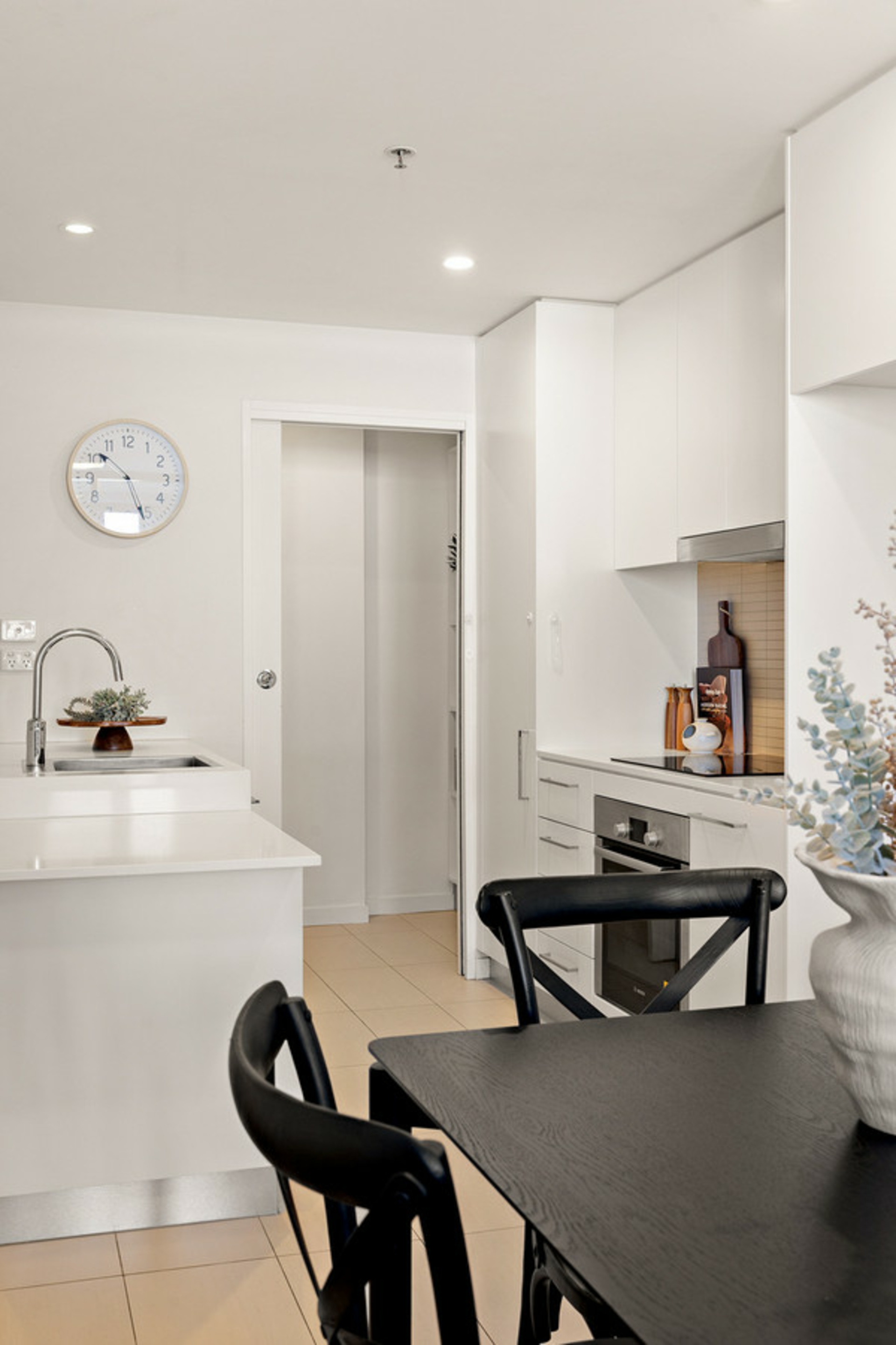 153/41 Chandler Street — photo 3 of 28