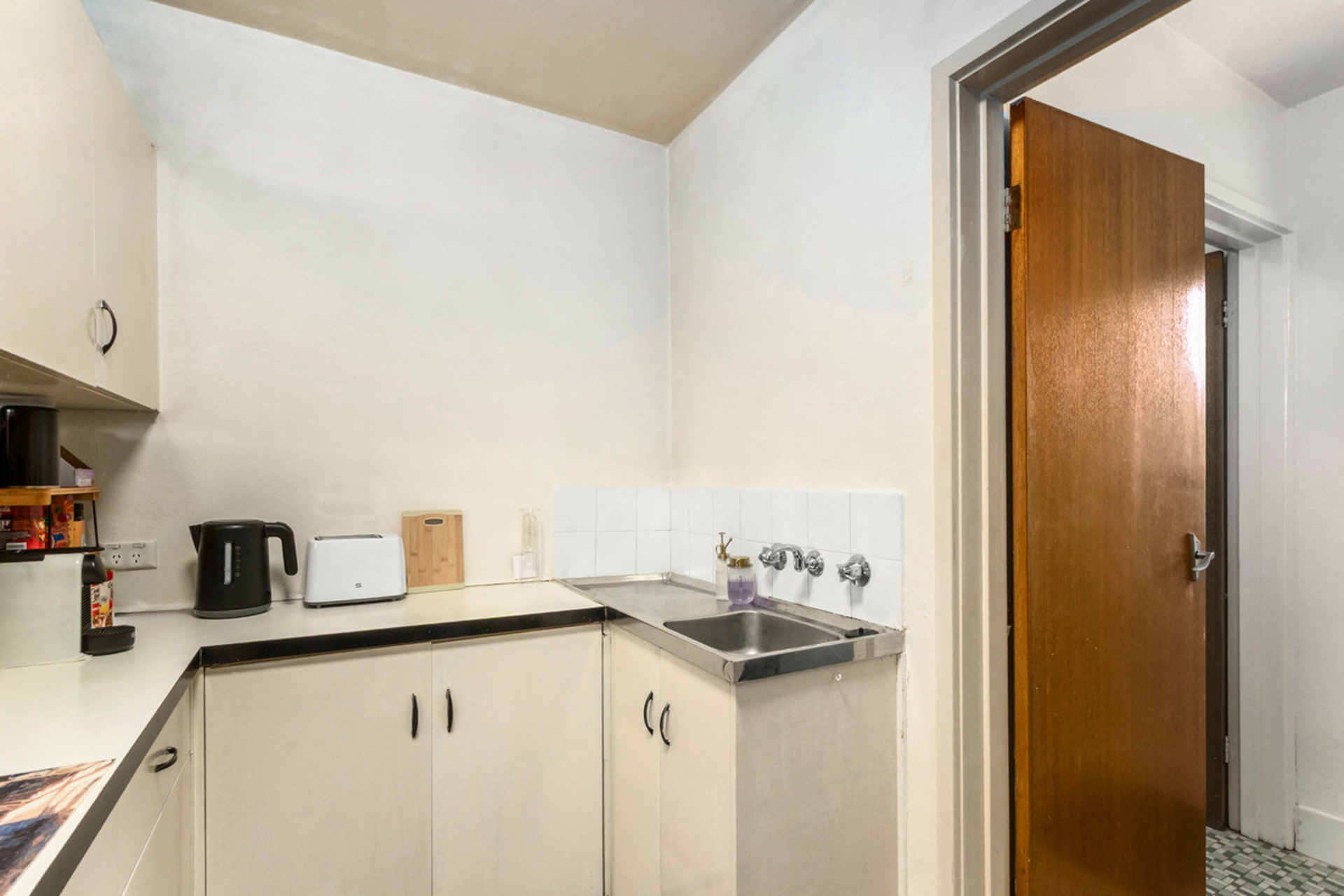 2/62 Launceston Street — photo 6 of 11