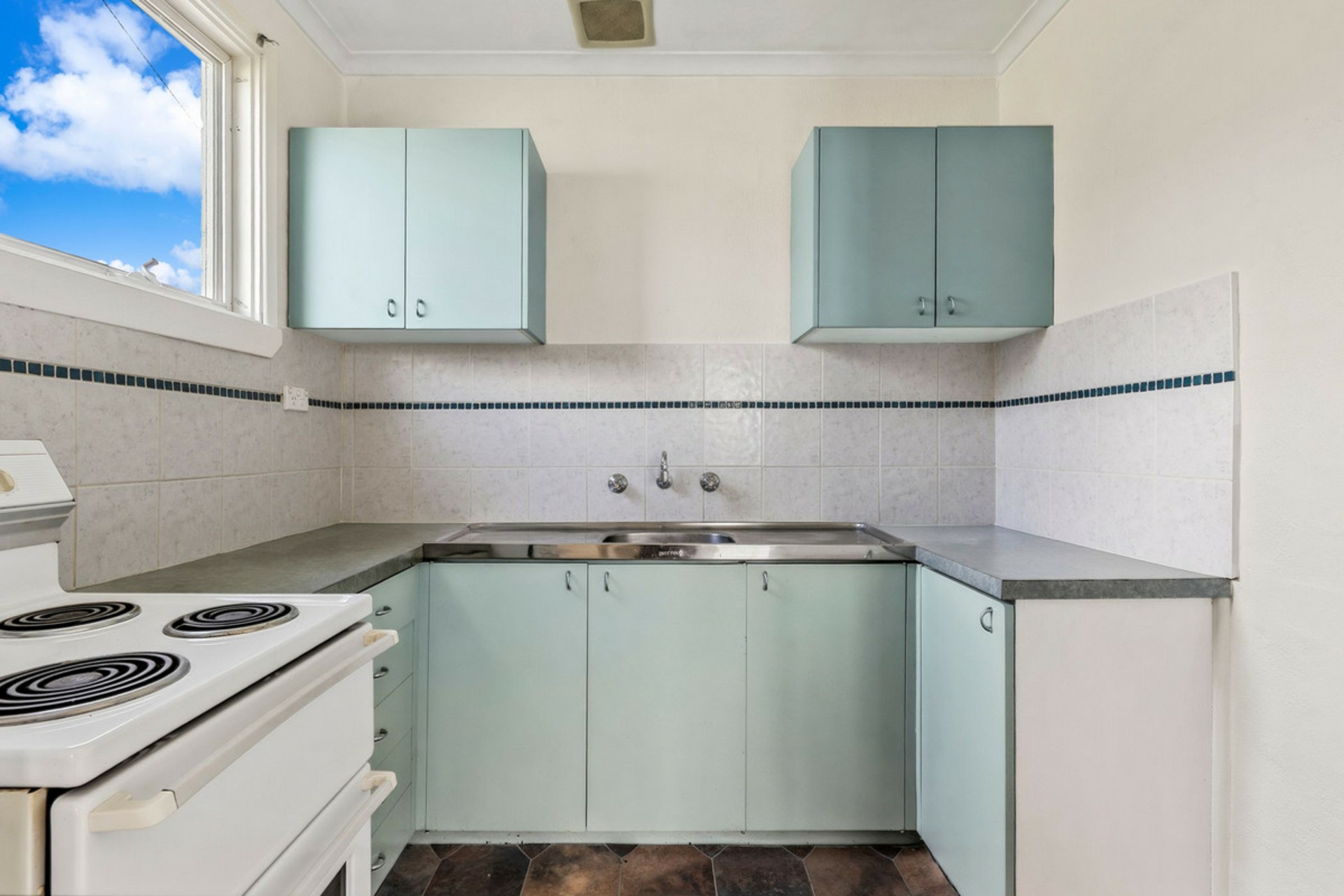 25B McIntosh Street — photo 4 of 7