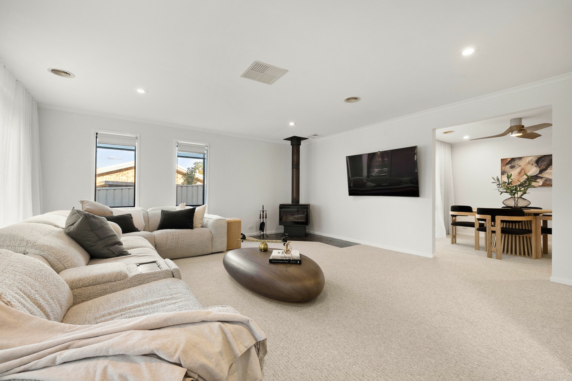 61 Wheatley Street — photo 2 of 24