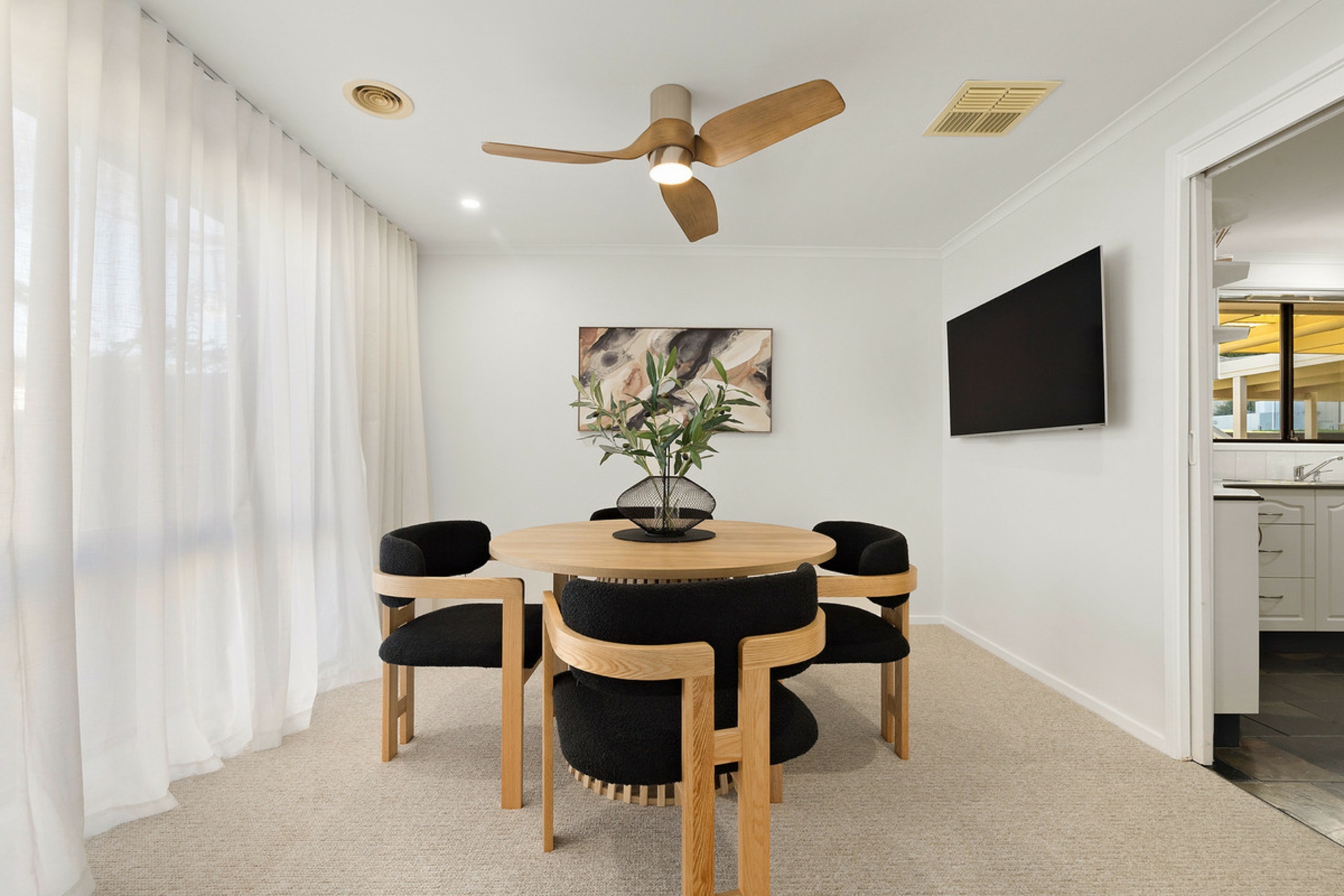61 Wheatley Street — photo 5 of 24