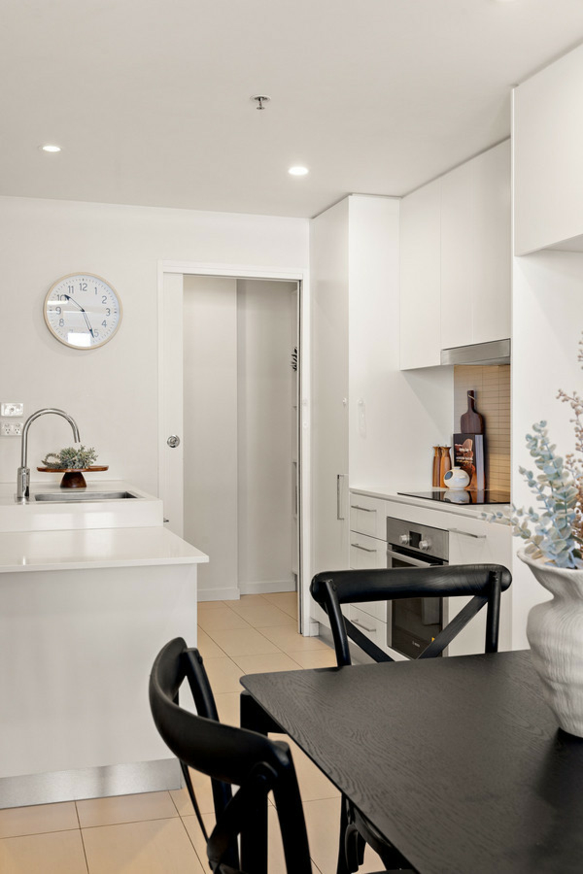 153/41 Chandler Street — photo 3 of 28