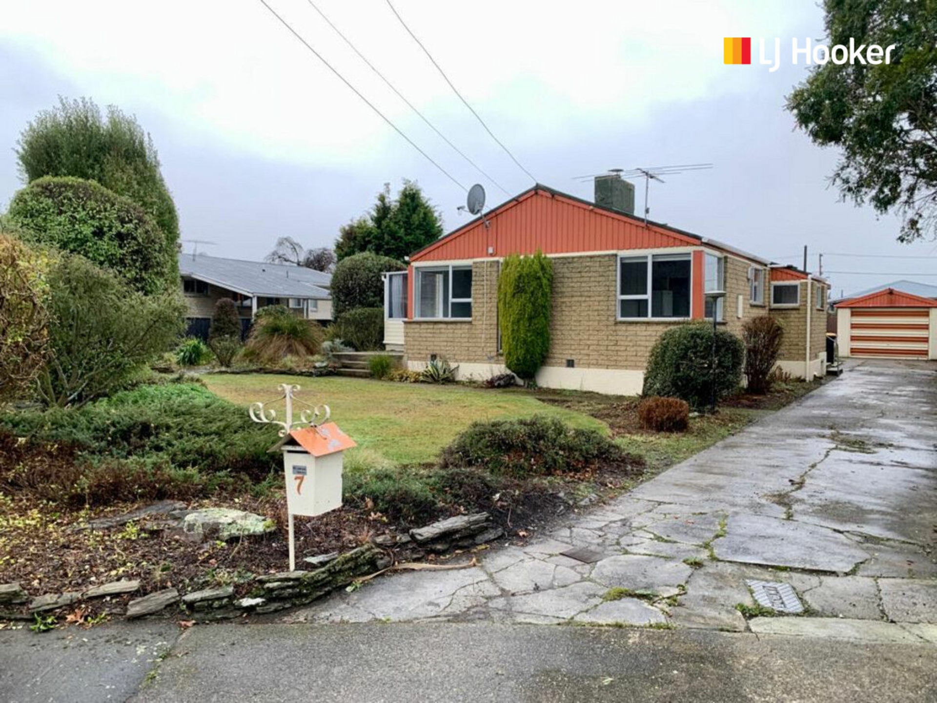 7 Aitken Place, MOSGIEL
