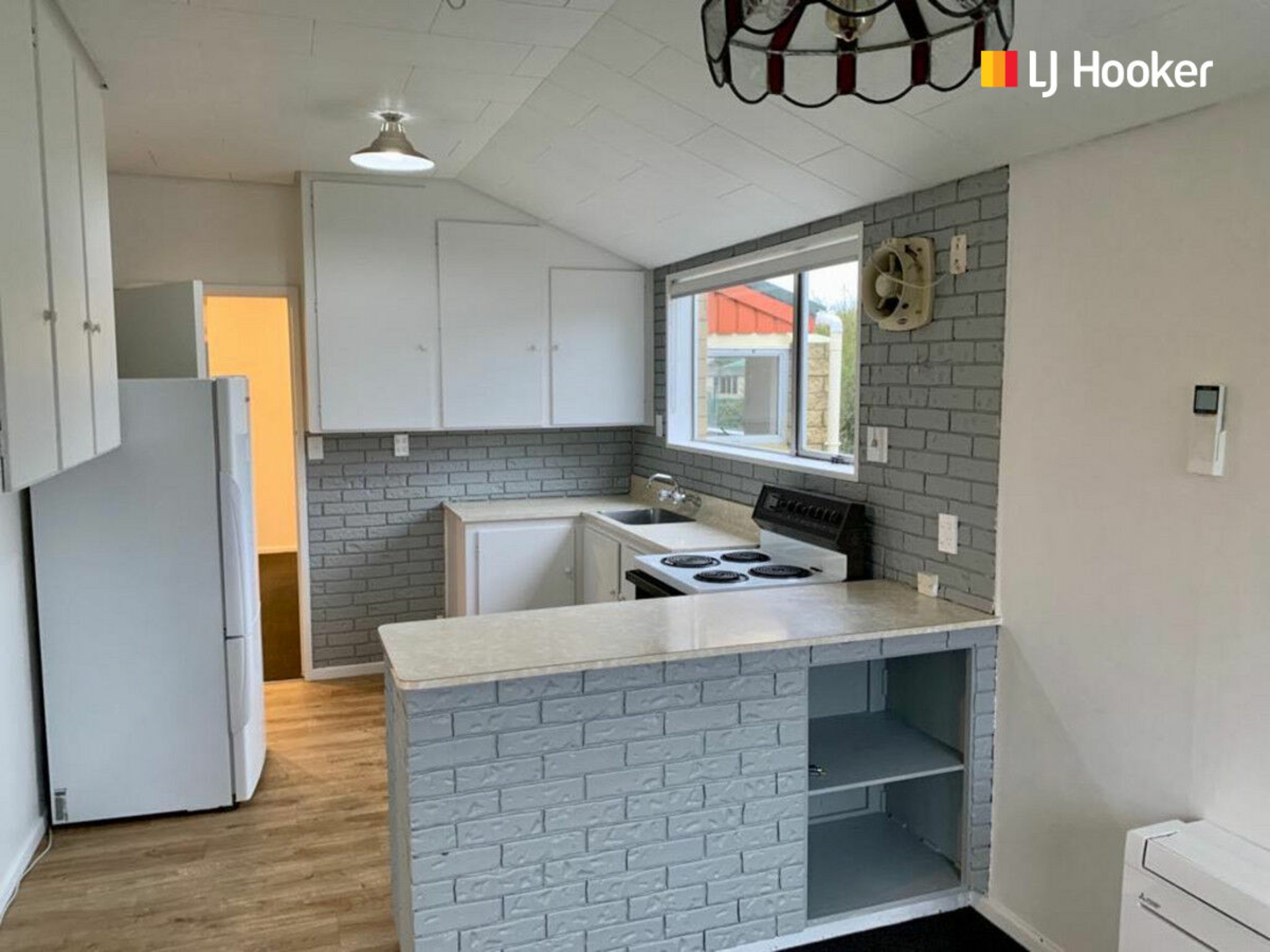 7 Aitken Place, MOSGIEL