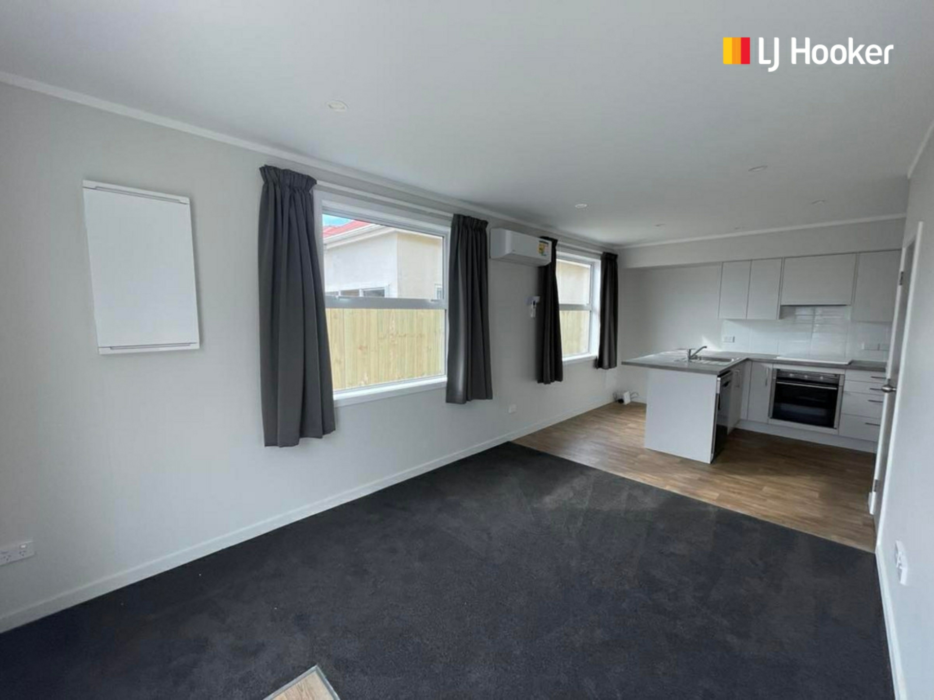 8 Agnew Street, NORTH DUNEDIN