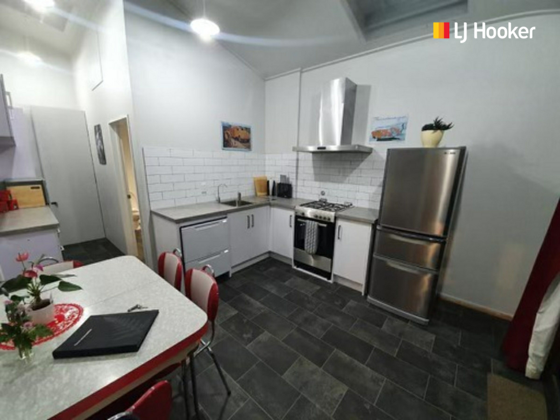 47 Tunnel Beach Road, BLACKHEAD
