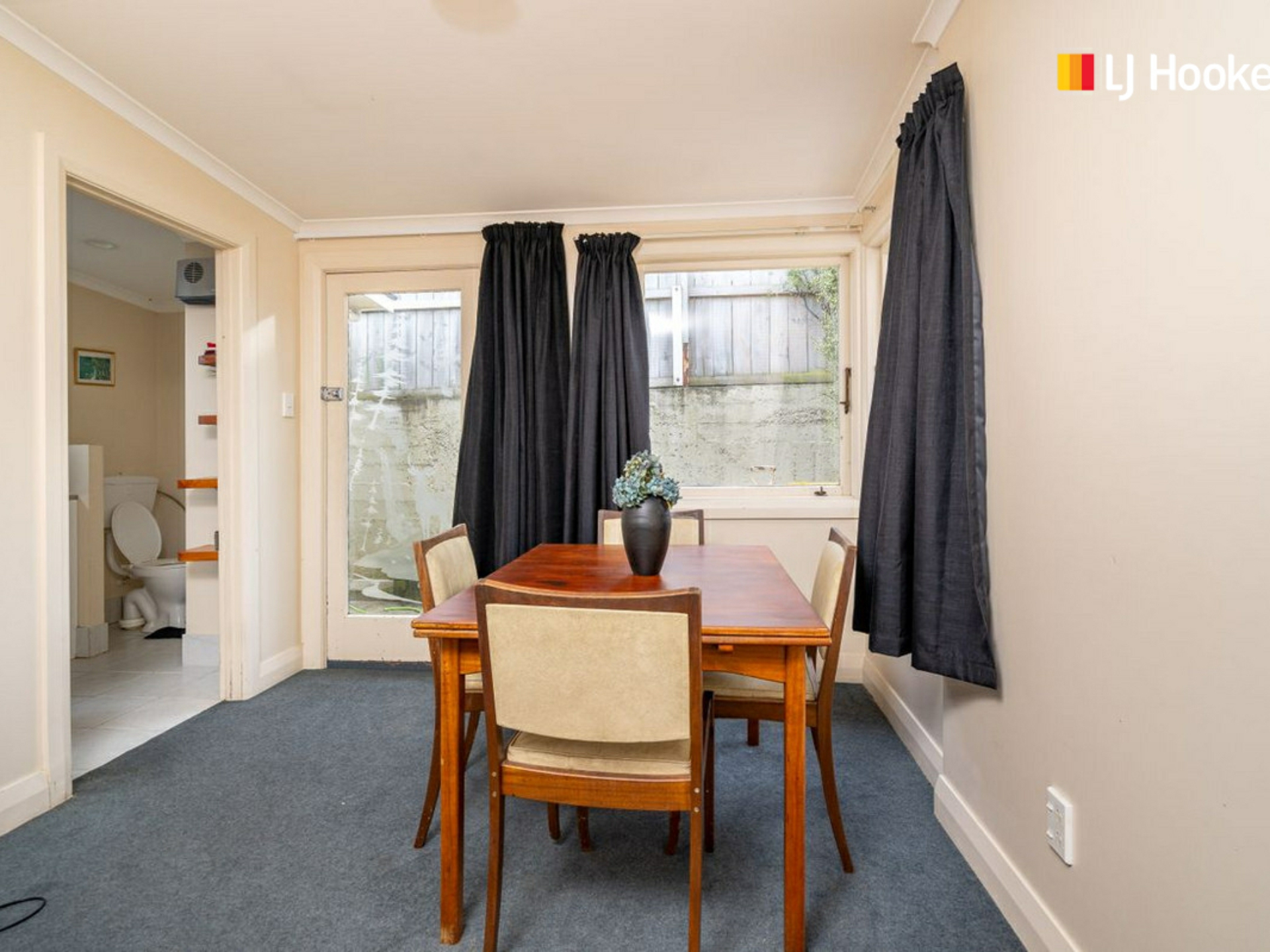 2 Wairoa Street, WAKARI