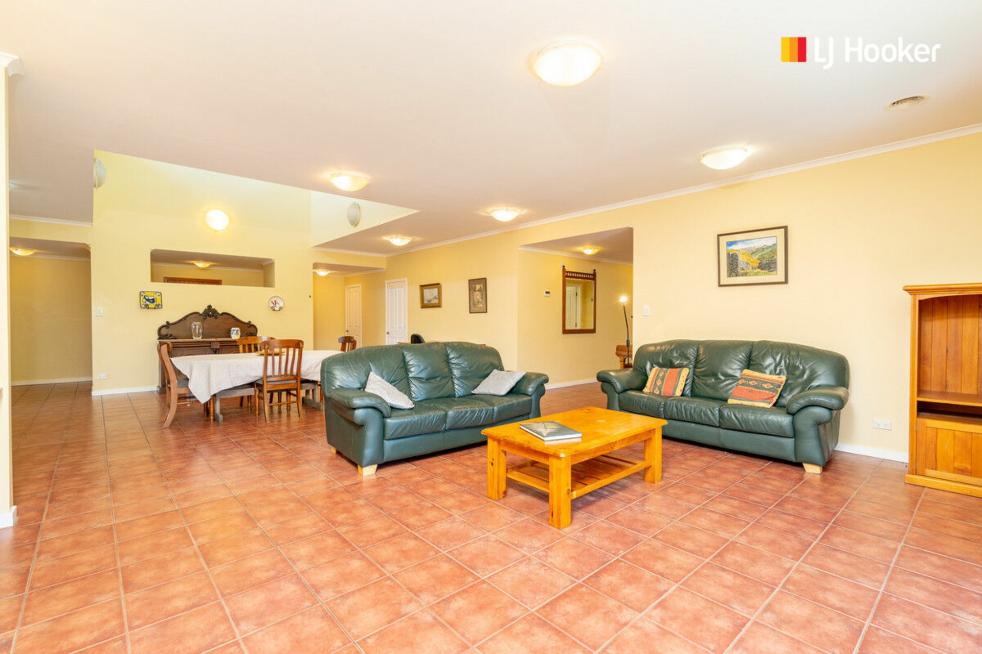 1 Joshua Place, HELENSBURGH