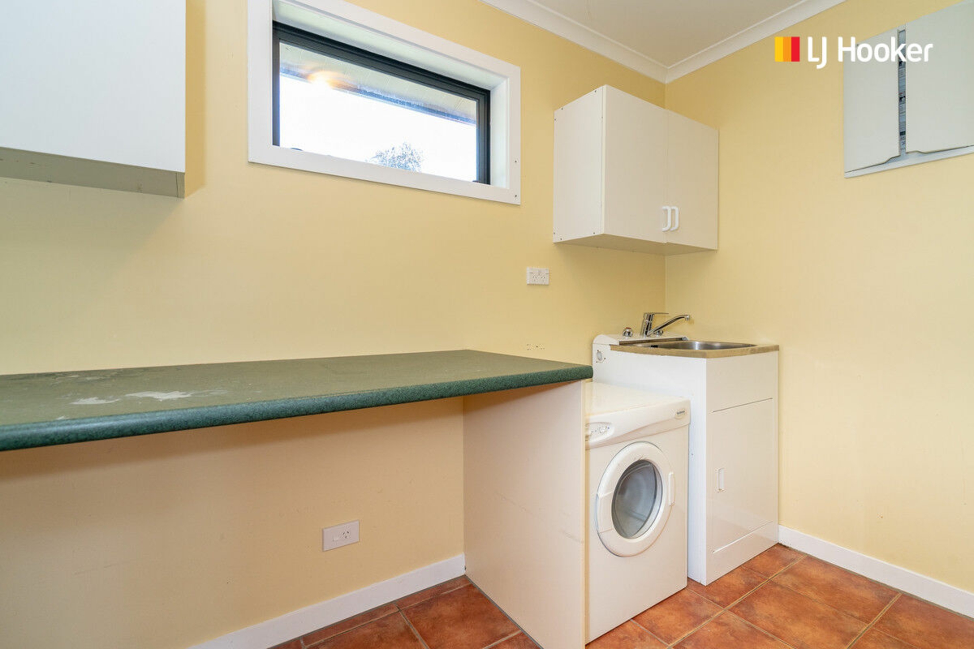 1 Joshua Place, HELENSBURGH