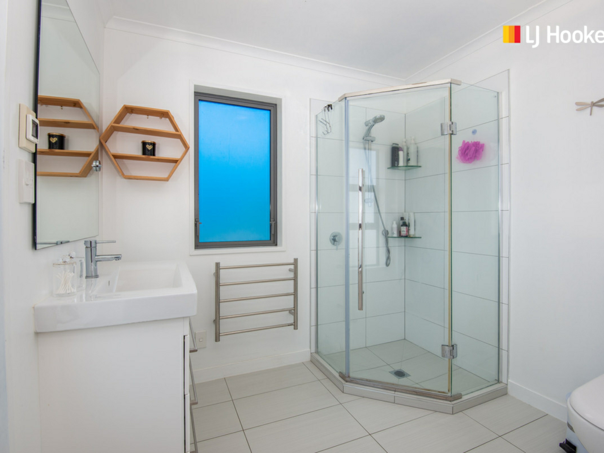 B/4 Clayton Street, SAINT CLAIR
