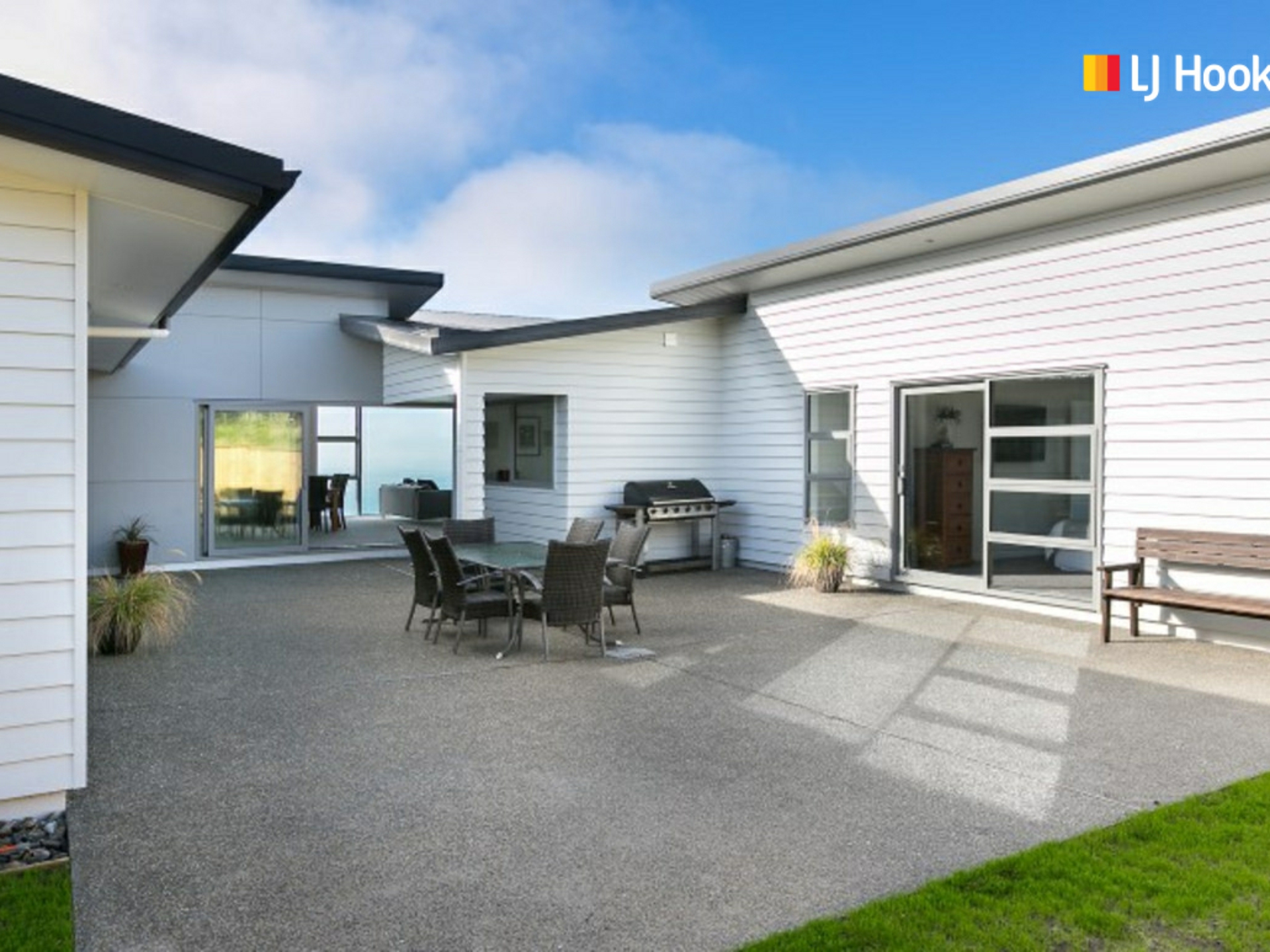 B/4 Clayton Street, SAINT CLAIR