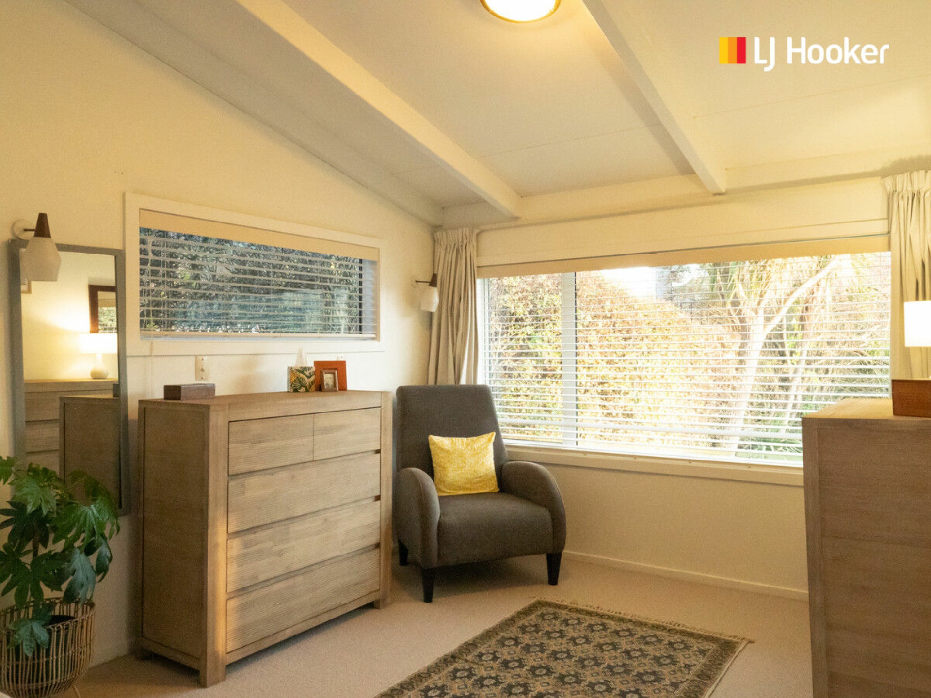 10 Heath Street, ANDERSONS BAY