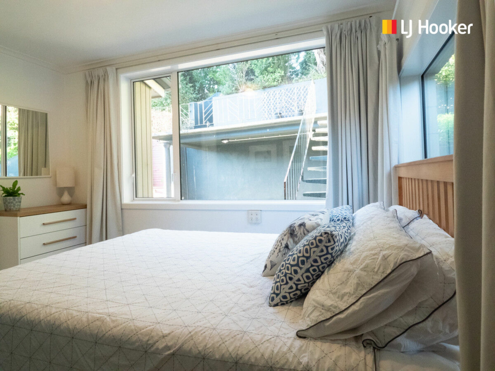 10 Heath Street, ANDERSONS BAY