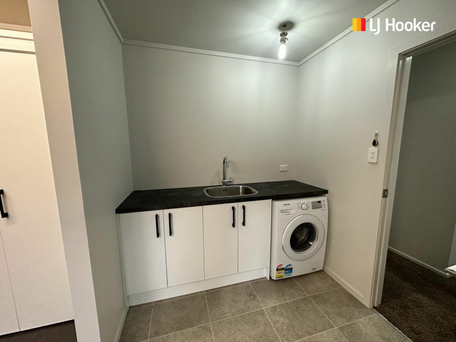 H/42 Riccarton Road East, EAST TAIERI