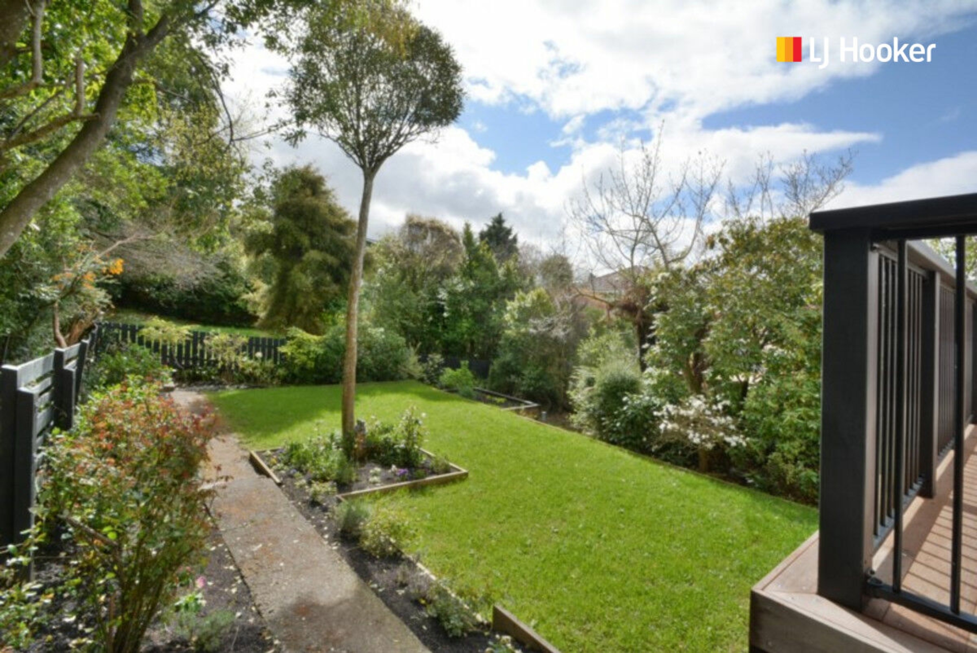 8 Ross Street, ROSLYN