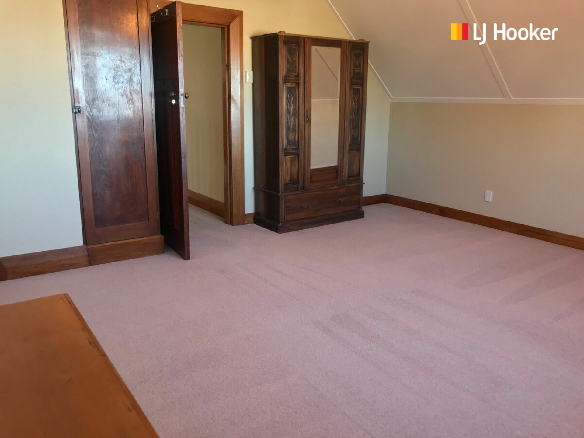 8 Ross Street, ROSLYN