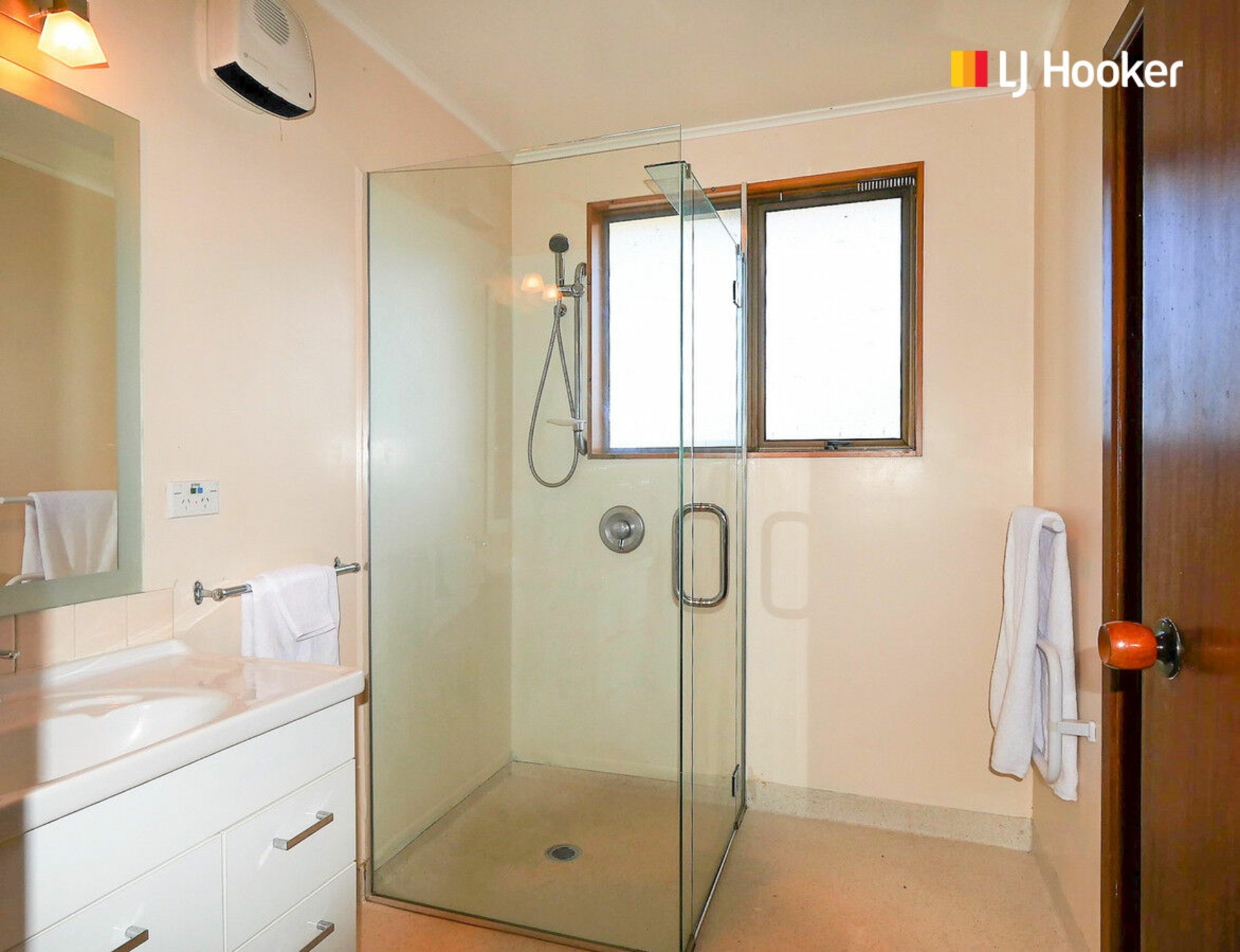 9 Thomas Street Palmerston House for Sale LJ Hooker