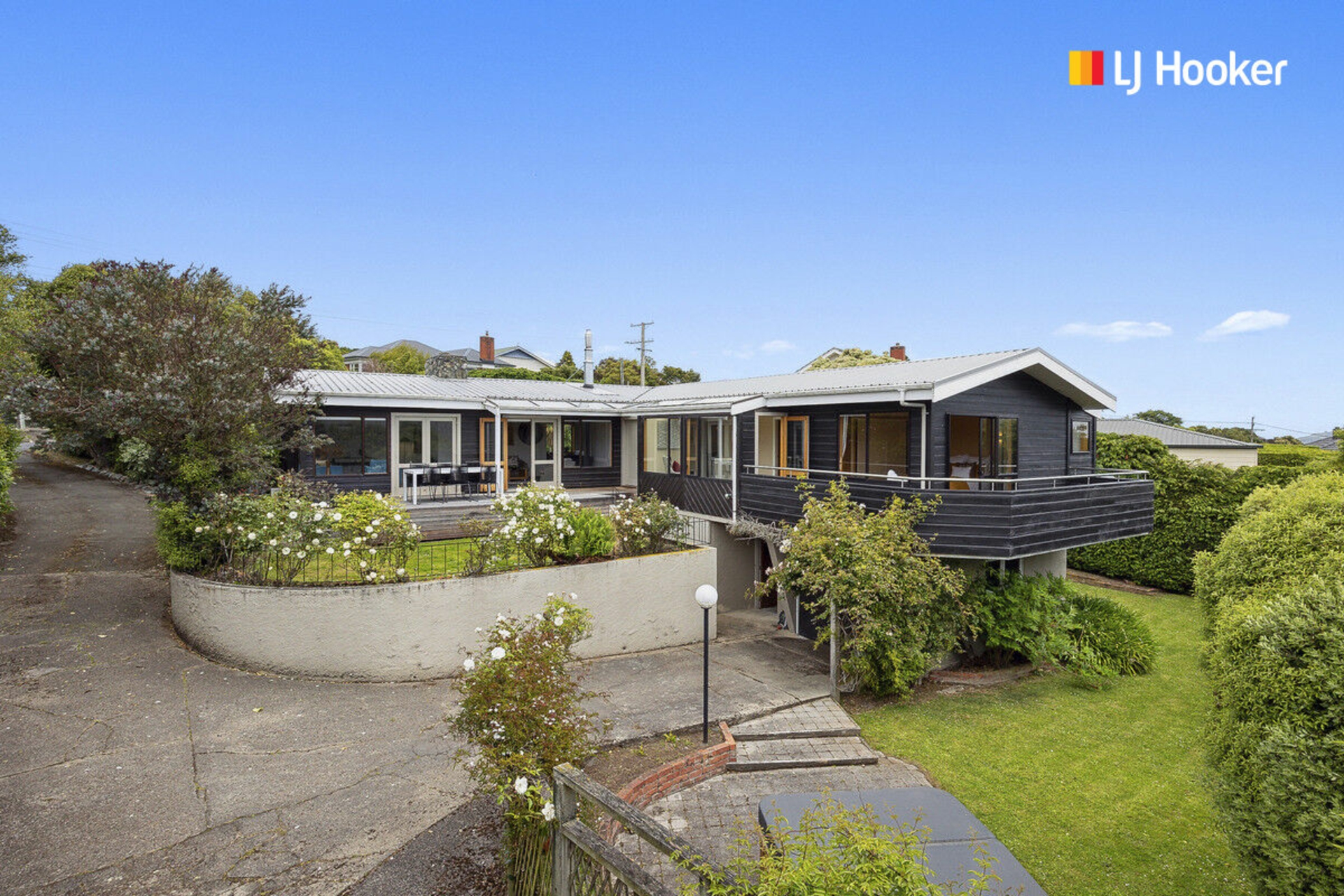 195 Larnach Road, WAVERLEY