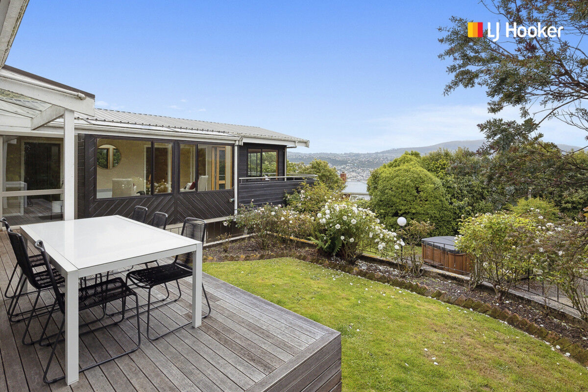 195 Larnach Road, WAVERLEY
