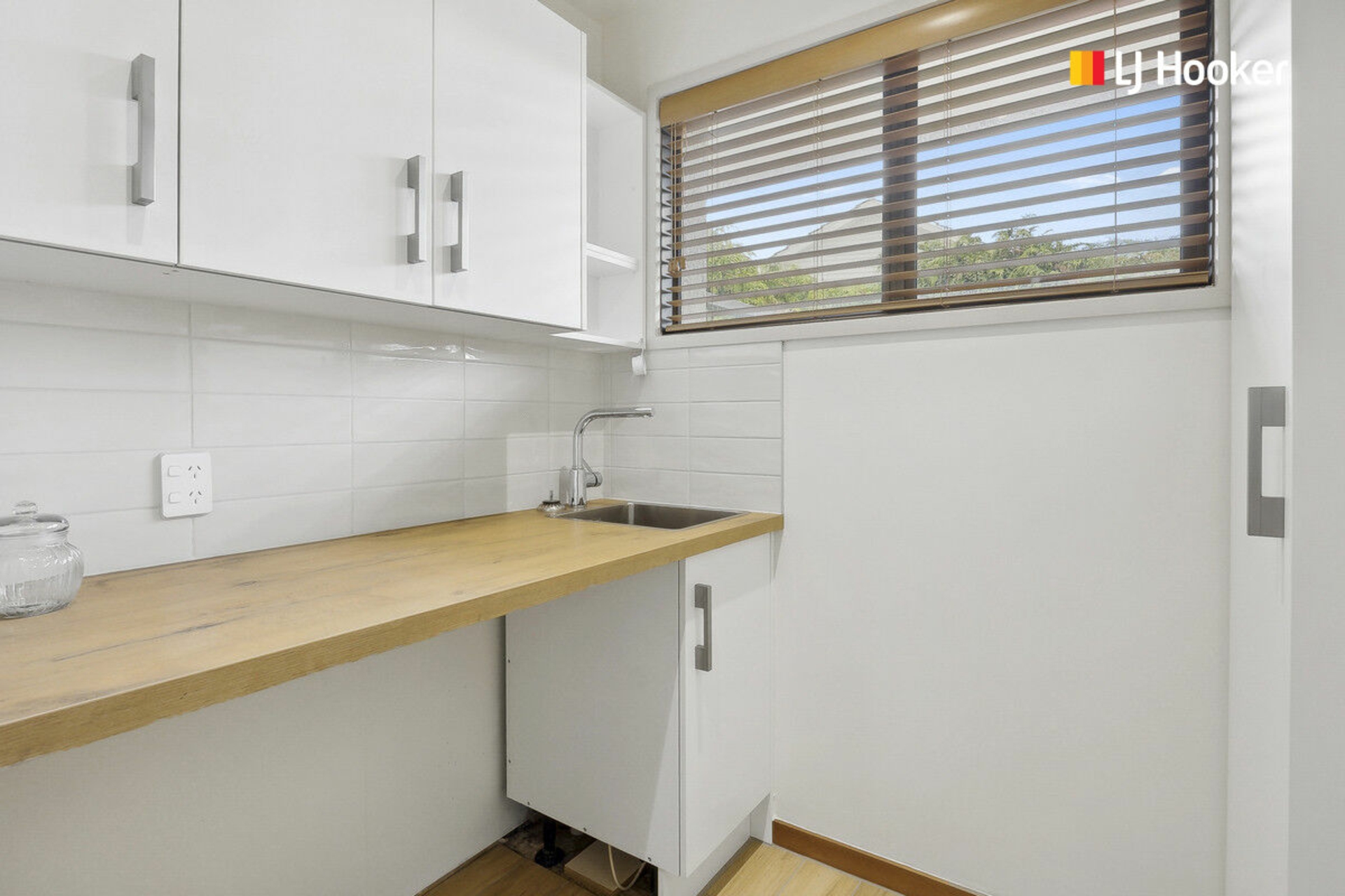 195 Larnach Road, WAVERLEY